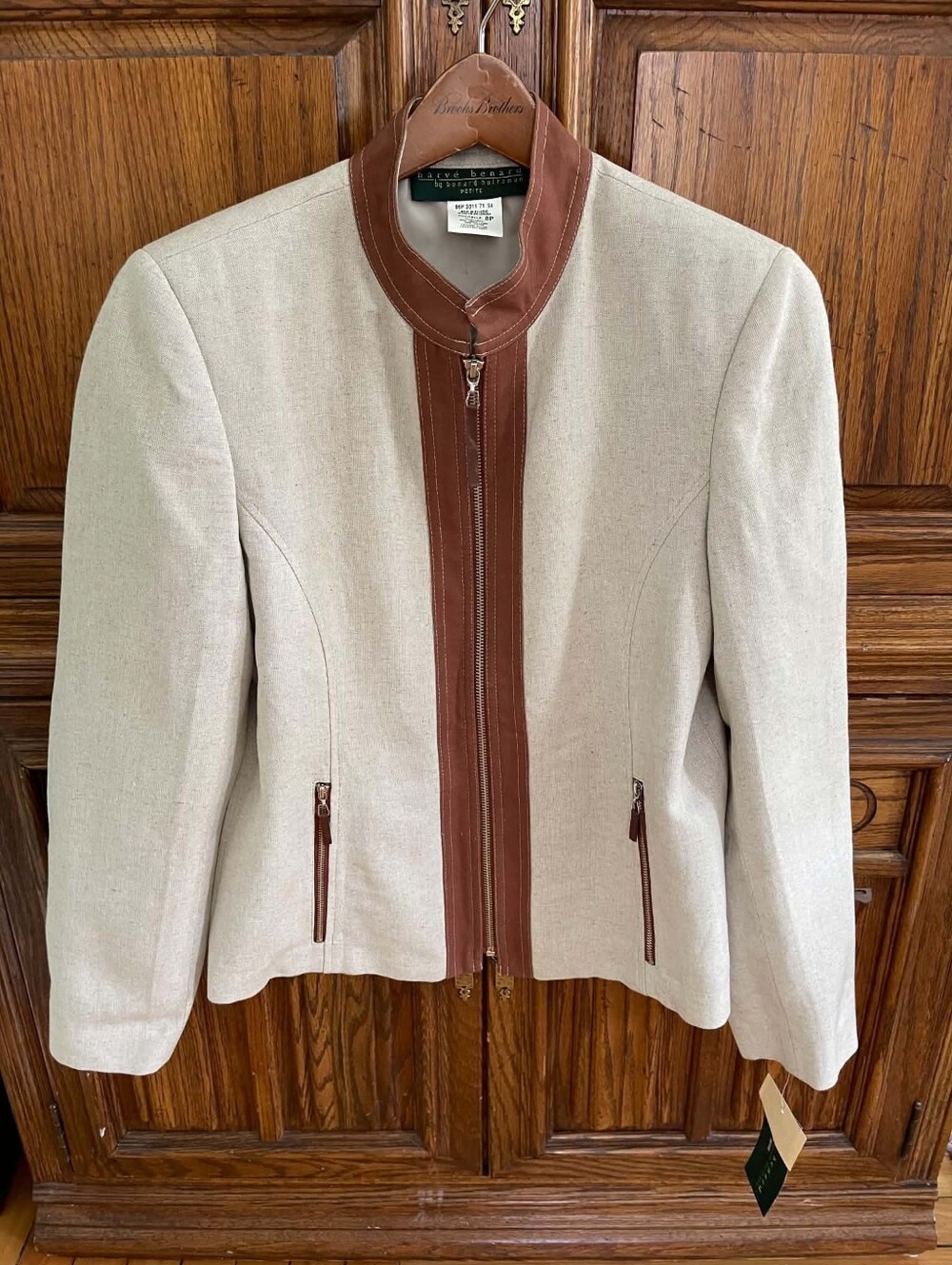 NWT Harvé Benard by Benard Holtzman Petite Linen Blazer – Zip-Front